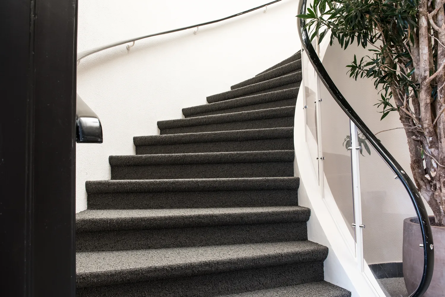 Jak zrobić schody drewniane?