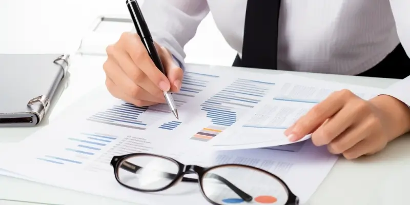 Praca w księgowości - czy warto?